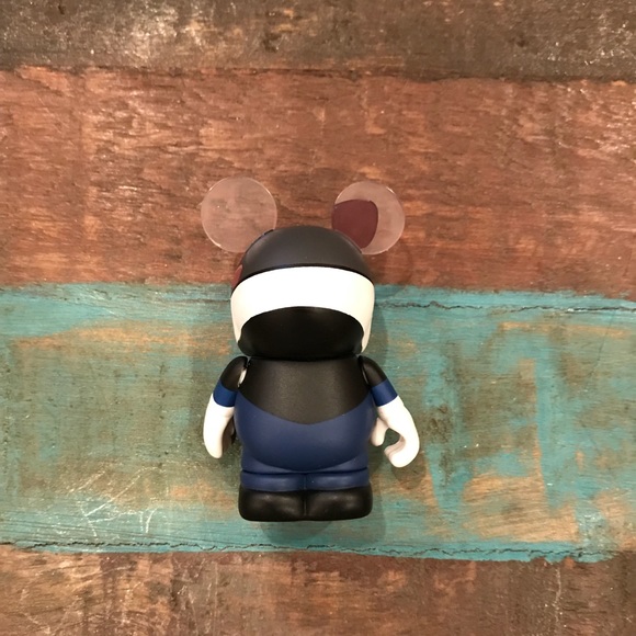 NIB Ratigan Vinylmation Figure - Picture 4 of 7